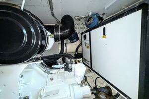 2005 Neptunus 62 Flybridge thumbnail 56