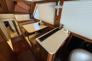 1985 Hatteras 60 Enclosed Bridge
