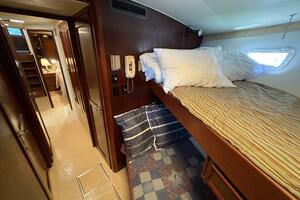 1985 Hatteras 60 Enclosed Bridge