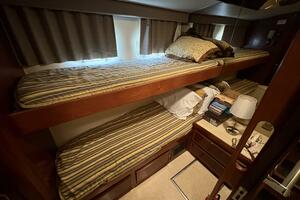 1985 Hatteras 60 Enclosed Bridge