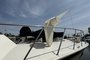 1985 Hatteras 60 Enclosed Bridge