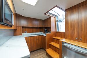 2018 Hatteras GT45X Flybridge