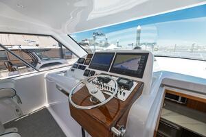 2018 Hatteras GT45X Flybridge
