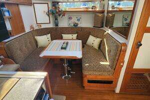1988 Vantare 44 Aft Cabin thumbnail 16
