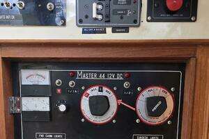 1988 Vantare 44 Aft Cabin thumbnail 12