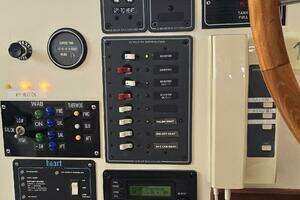 1988 Vantare 44 Aft Cabin thumbnail 24