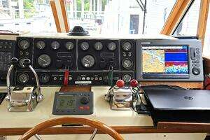 1988 Vantare 44 Aft Cabin thumbnail 22