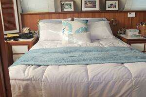 1988 Vantare 44 Aft Cabin thumbnail 20