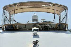 2000 Viking Princess 52 Flybridge thumbnail 24