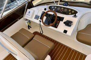 2000 Viking Princess 52 Flybridge thumbnail 39
