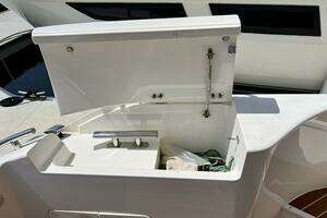 2000 Viking Princess 52 Flybridge thumbnail 34