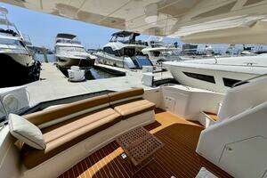 2000 Viking Princess 52 Flybridge thumbnail 16