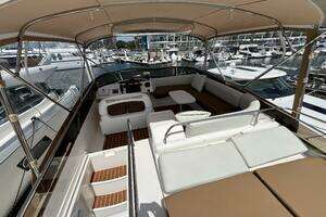 2000 Viking Princess 52 Flybridge thumbnail 37
