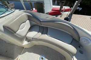 22ft Sea Ray Yacht For Sale