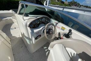 22ft Sea Ray Yacht For Sale