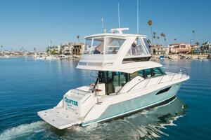 CHAPTER THREE 44ft Tiara Yachts Yacht For Sale