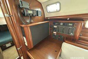 1997 Beneteau 461 thumbnail 43