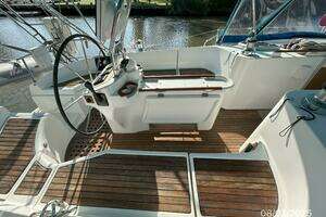 1997 Beneteau 461 thumbnail 25