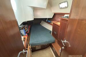 46' Beneteau aft stateroom