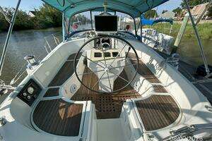 1997 Beneteau 461 thumbnail 24