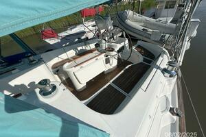 46' Beneteau cockpit1