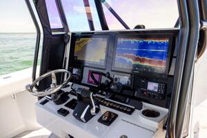 34ft Freeman Yacht For Sale
