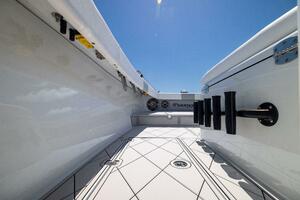 34ft Freeman Yacht For Sale