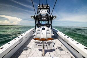 34ft Freeman Yacht For Sale