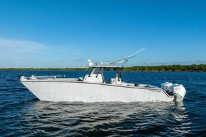 37ft Freeman Yacht For Sale