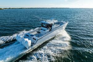37ft Freeman Yacht For Sale