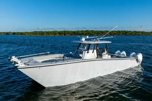 37ft Freeman Yacht For Sale