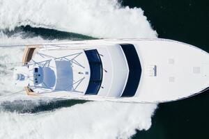 2007 68 Hatteras 68 Enclosed Bridge REFUGE Running Profile (
