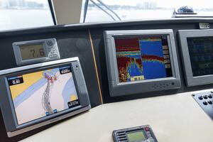 2007 68 Hatteras 68 Enclosed Bridge REFUGE Electronics (2)