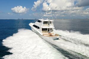 2007 68 Hatteras 68 Enclosed Bridge REFUGE Running Profile (