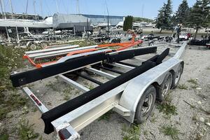 28ft Regal Yacht For Sale