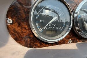 28ft Regal Yacht For Sale