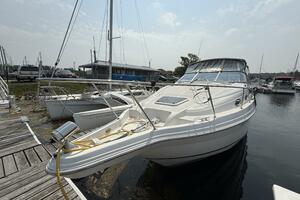 28ft Regal Yacht For Sale