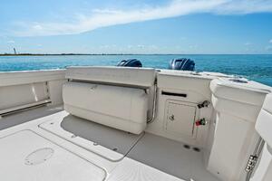 2022 Grady-White 336 Canyon - Cockpit