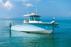 2022 Grady-White 336 Canyon - Starboard 3/4 Bow