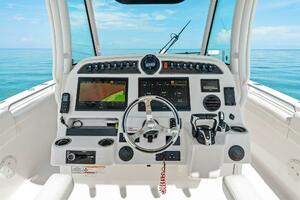 2022 Grady-White 336 Canyon - Helm