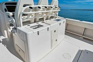 2022 Grady-White 336 Canyon - Livewells & Bait Station