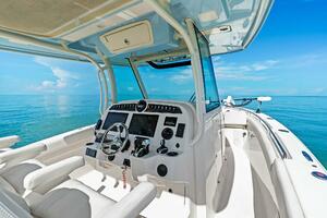 2022 Grady-White 336 Canyon - Helm