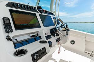 2022 Grady-White 336 Canyon - Helm