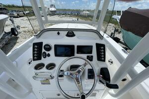 25ft Robalo Yacht For Sale