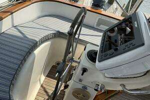 1999 Bavaria Ocean 42 thumbnail 5