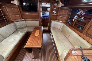 1999 Bavaria Ocean 42 thumbnail 21