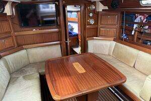 1999 Bavaria Ocean 42 thumbnail 23