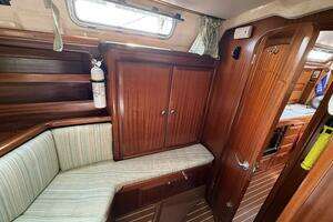1999 Bavaria Ocean 42 thumbnail 29