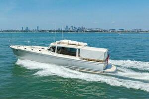 Port Bimini Curtains Down 30kts