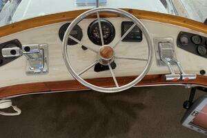 1984 Custom 38 Custom thumbnail 8